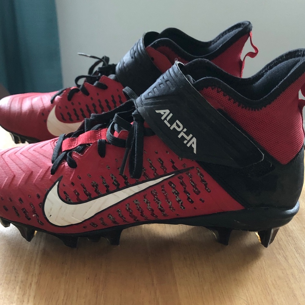 Youth/Young Men’s Football Cleats by Nike